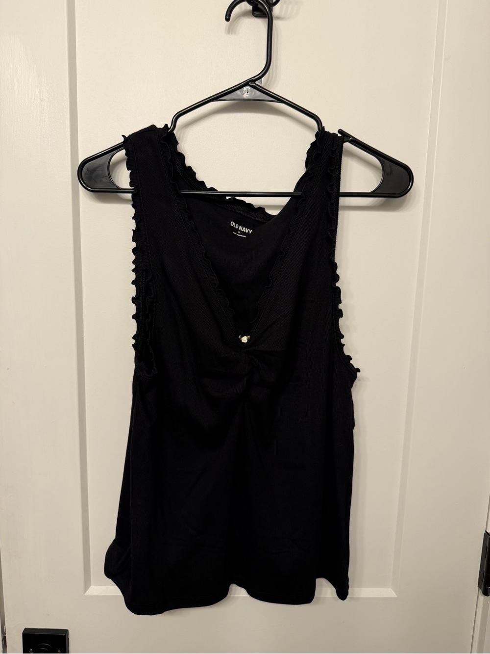 Old Navy Black Scallop-Trim Tank
